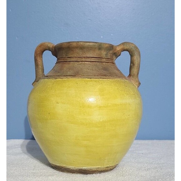 Rear Vintage Earthenware Olive Glazed Jar. Made in The Phillipines. Antique Jars - Picture 9 of 12